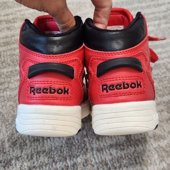 Reebok boys basketball mid-top red sneakers shoes size 1 youth - Picture 7 of 10